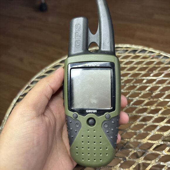 Garmin Rino 120 Handheld Hiking GPS Navigator & 2-Way Radio Working Radio - Picture 1 of 5